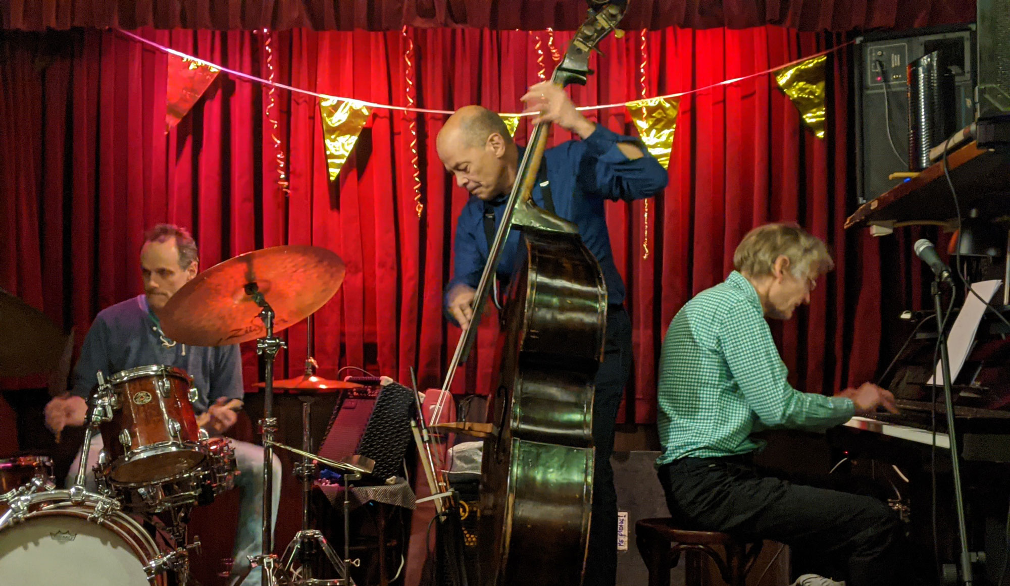 Shaffy Jazzcafé, Cajan Witmer met ensemble Amsterdam Triangle